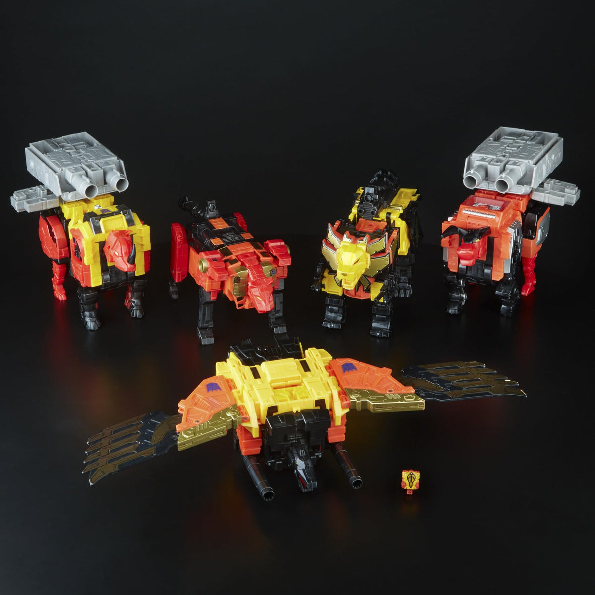 Transformers Power of the Primes Predacon Headstrong figure with robot and beast modes