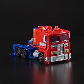 Prime Master compatibility expands play possibilities with compatible figures