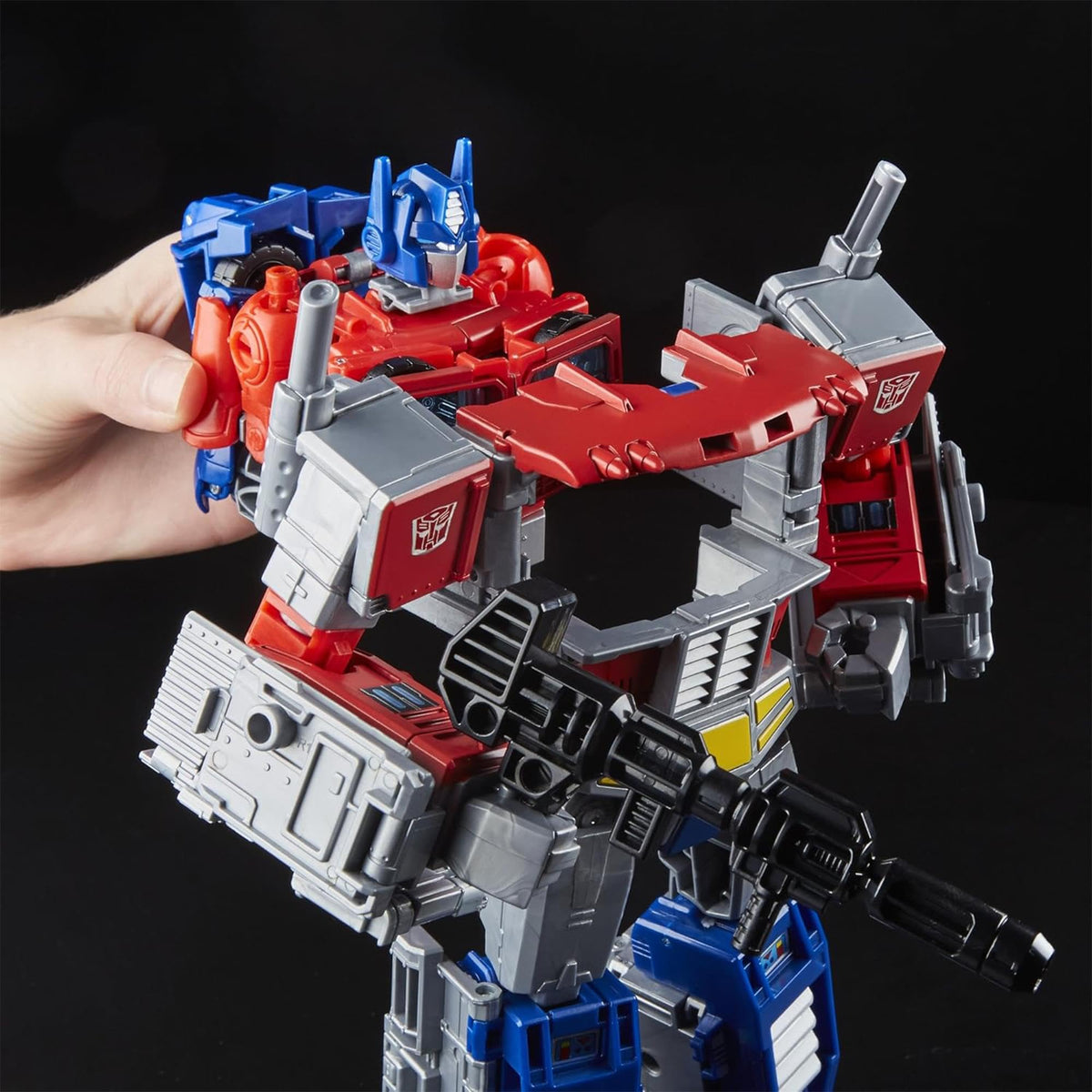 Robot to tractor-trailer conversion in 33 steps for fun transformation
