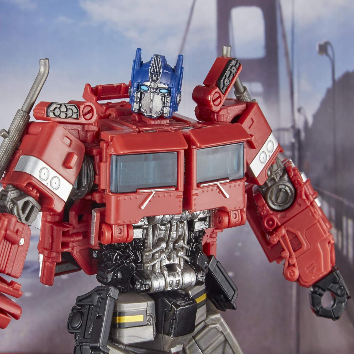 Transformers Studio Series 38 San Francisco Bridge backdrop scene for diorama