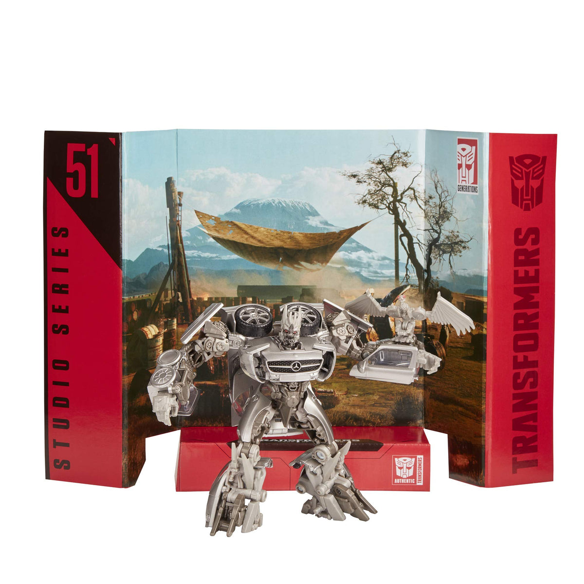 Removable backdrop lets you recreate Serengeti Hideout ambiance.