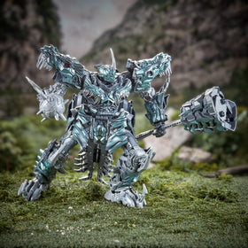 Grimlock back-rider compatibility lets Leader Class figures ride on Grimlock's back