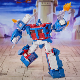 Ultra Magnus includes four blasters for versatile action poses.