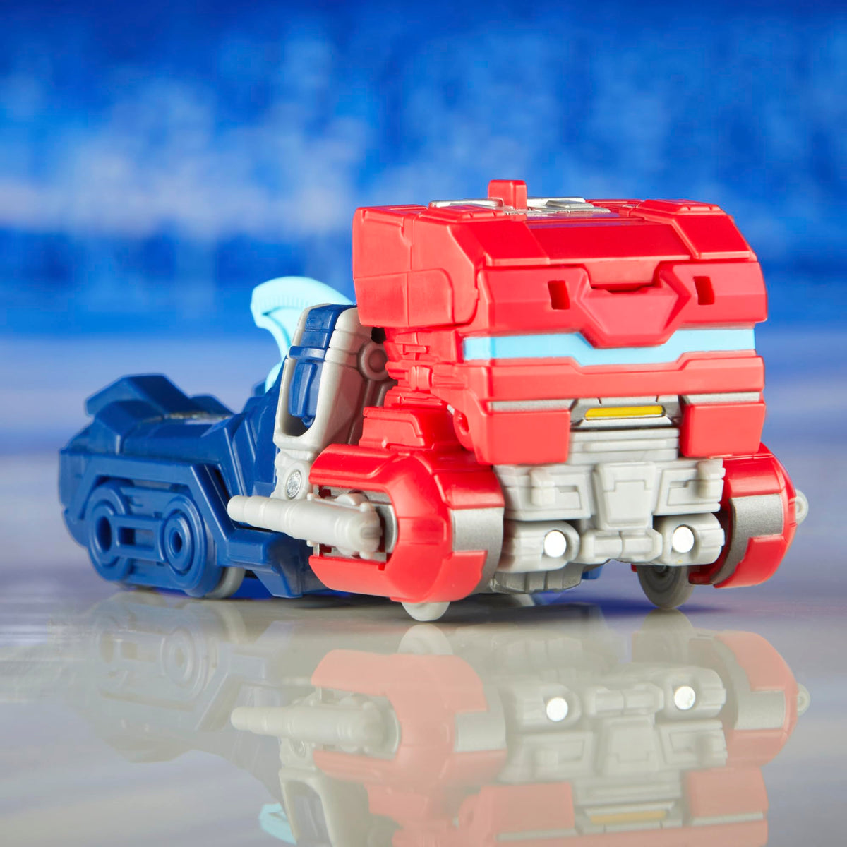 Transformers TF1 Prime Changer Optimus Prime Matrix of Leadership accessory for storytelling