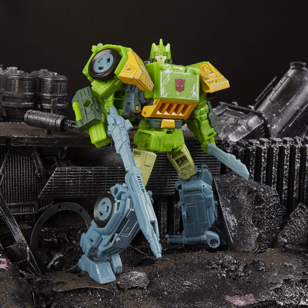 Transformers WFC-S38 Battle effects ready to attach and simulate action.