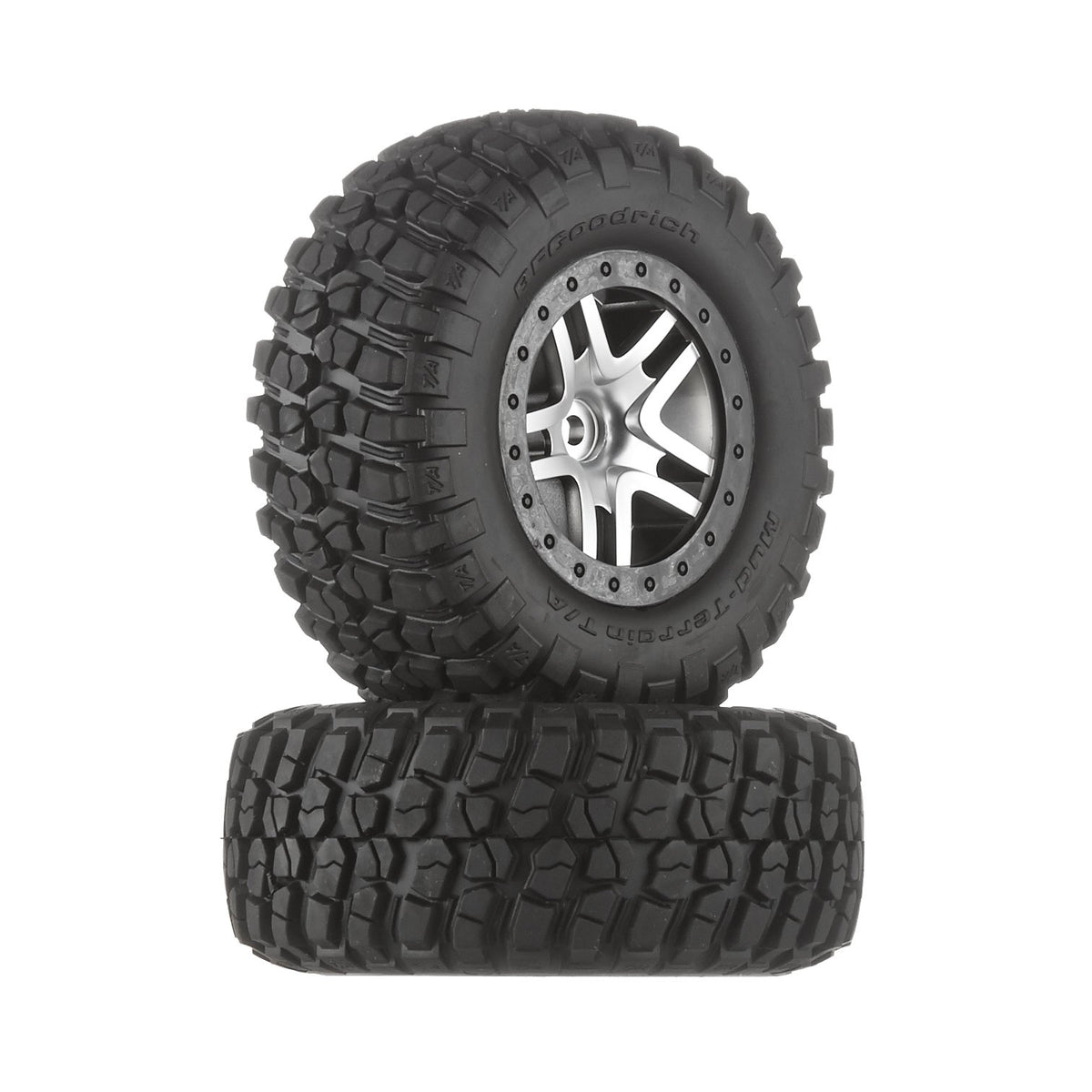 Traxxas BFGoodrich KM2 tires with satin chrome wheels for versatile SCT traction.