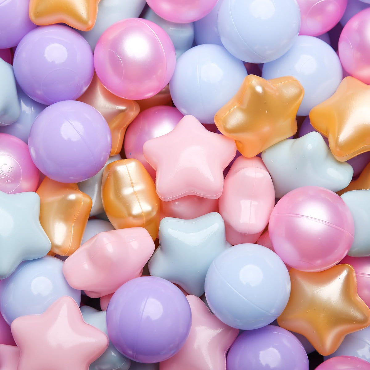 TRENDPLAY Star Ball Pit Balls in purple brighten toddler playtime.