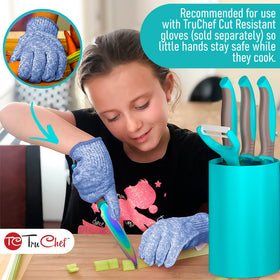 TruChef aqua serrated knife for smooth slicing.