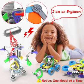 Tsomtto 10-in-1 racing car—speed-focused build boosts fine motor skills.