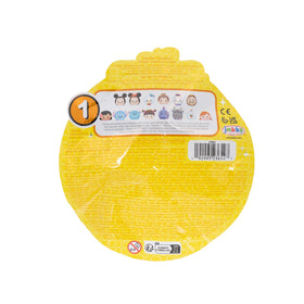 TSUM TSUM Frozen characters inspire cozy display and storytelling adventures.