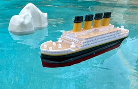 TUBTASTIC Titanic toy set gift-ready packaging enhances display and gifting.