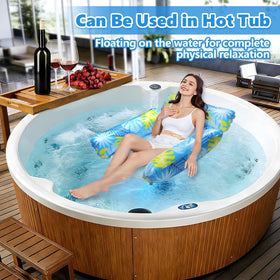 TUEJITE float with built-in drink holders keeps beverages within reach.