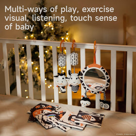 TUMAMA KIDS travel-friendly hanging set for on-the-go play.