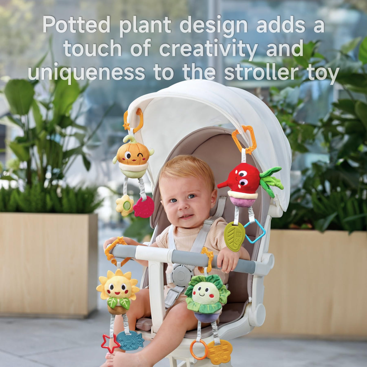 TUMAMA Kids stroller toy potted beetroot boosts contrast and gripping practice during outings.