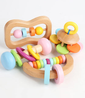 TUOWITA semicircle rattle combining color and texture for auditory exploration.