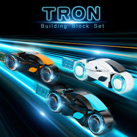 Tweandar TRON Legacy Building Set build phase shows construction steps.