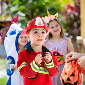 Udekit breathable polyester fabric detail shows comfortable playwear