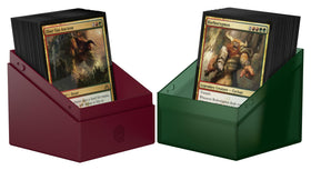 Ultimate Guard Boulder 100+ box durable construction protects contents in travel.