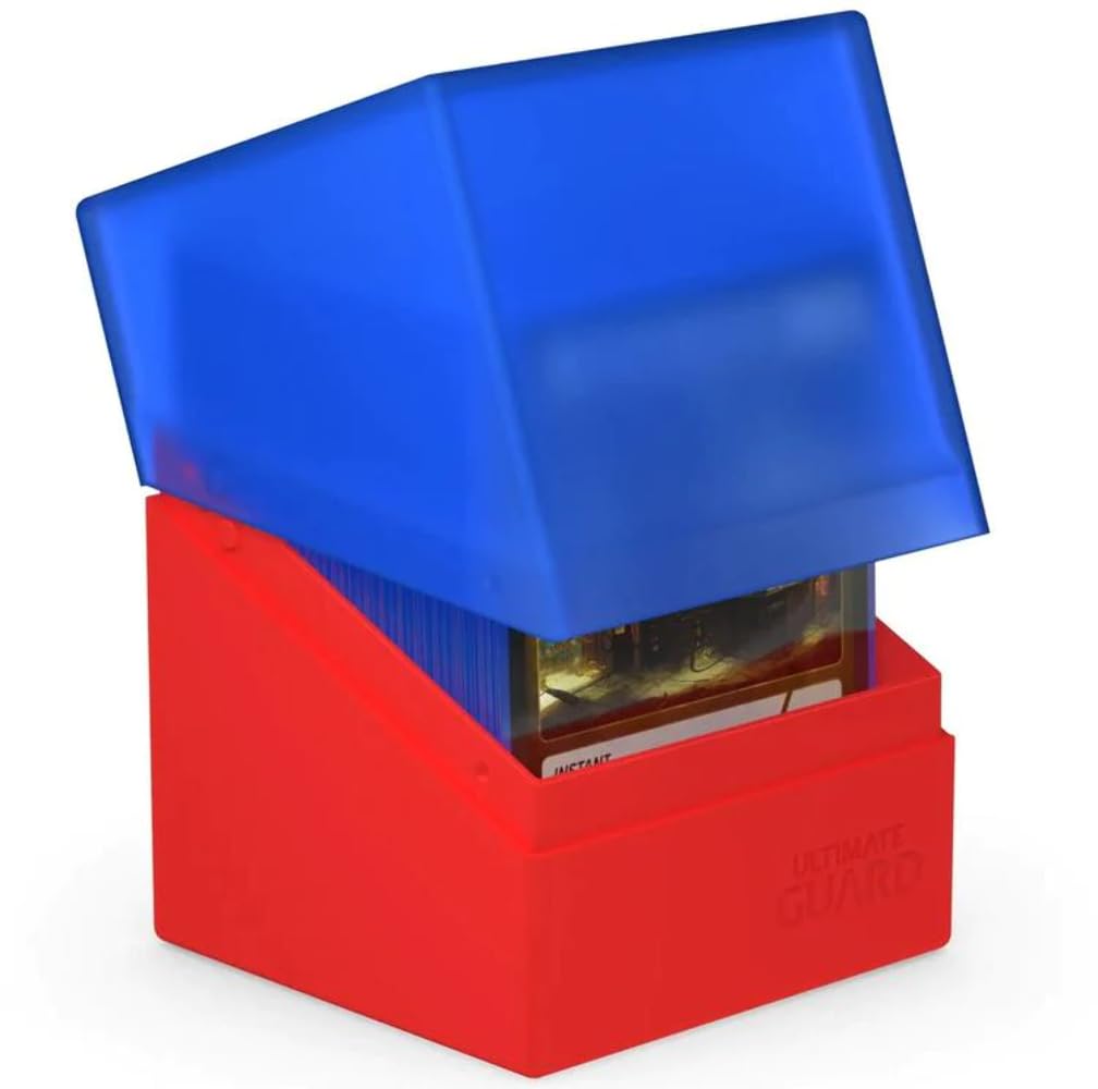 Ultimate Guard Boulder 100+ Classic interior keeps decks organized for quick access