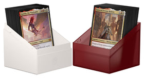 Ultimate Guard Boulder 100+ secure closure ensures confident transport of protected cards.