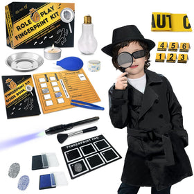 UNGLINGA Spy Kit detective outfit powers imaginative role play and problem-solving skills.