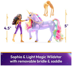 Unicorn Academy Wildstar rainbow light closeup enhances imaginative play.