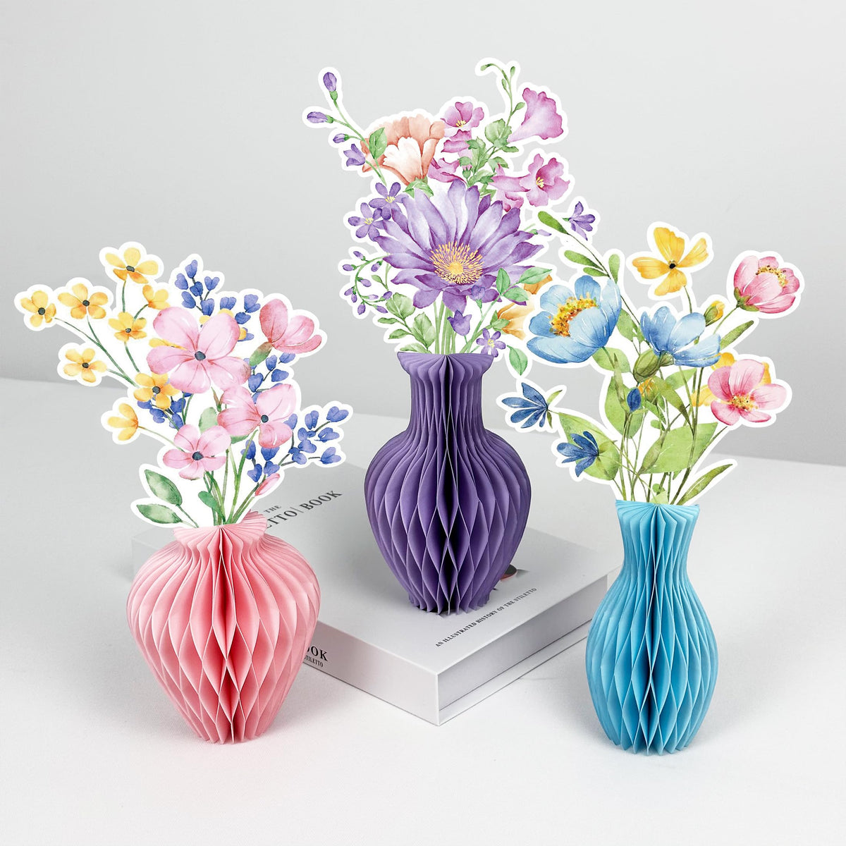 UNIIDECO table centerpiece for birthdays and weddings with ribbon