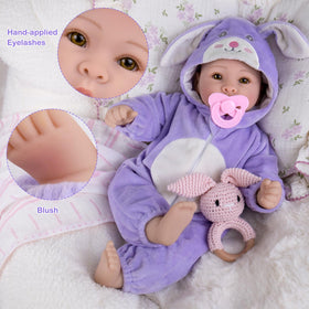 UOFTKIZ detailed skin folds highlight realism for caring pretend scenarios.