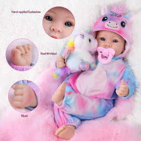 UOFTKIZ Soft cloth body provides a huggable, durable feel during daily cuddles.