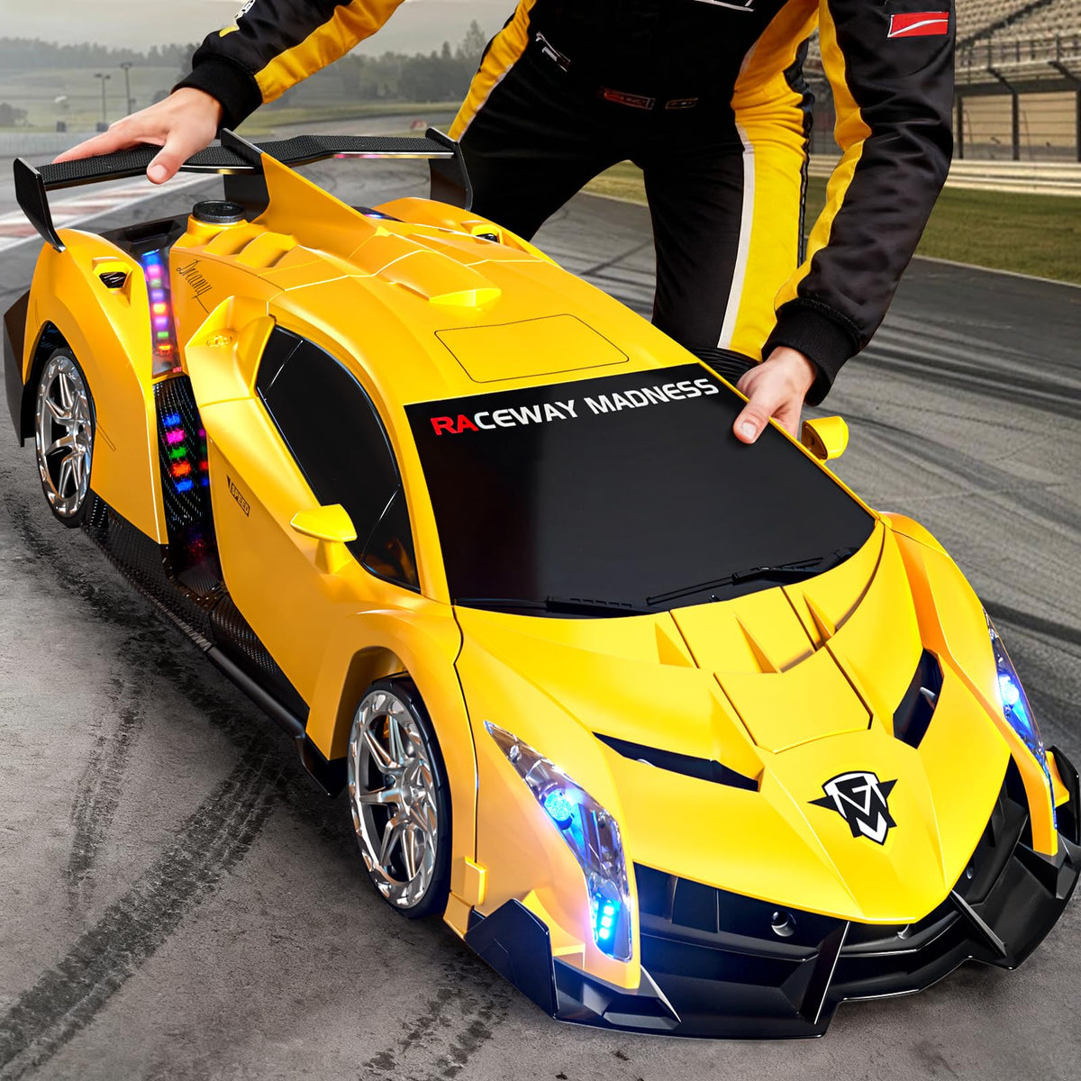 Uregoio transform RC car in car mode for immersive play.