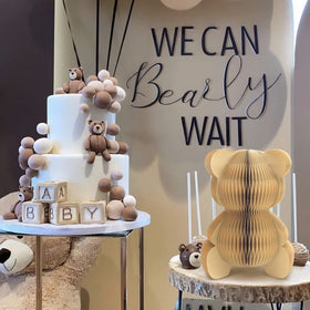 Urlax bear honeycomb decor suitable for weddings and family gatherings.