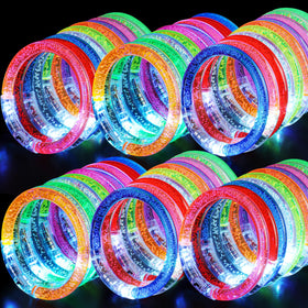 UZLU two flashing modes offer steady glow or rapid bursts.