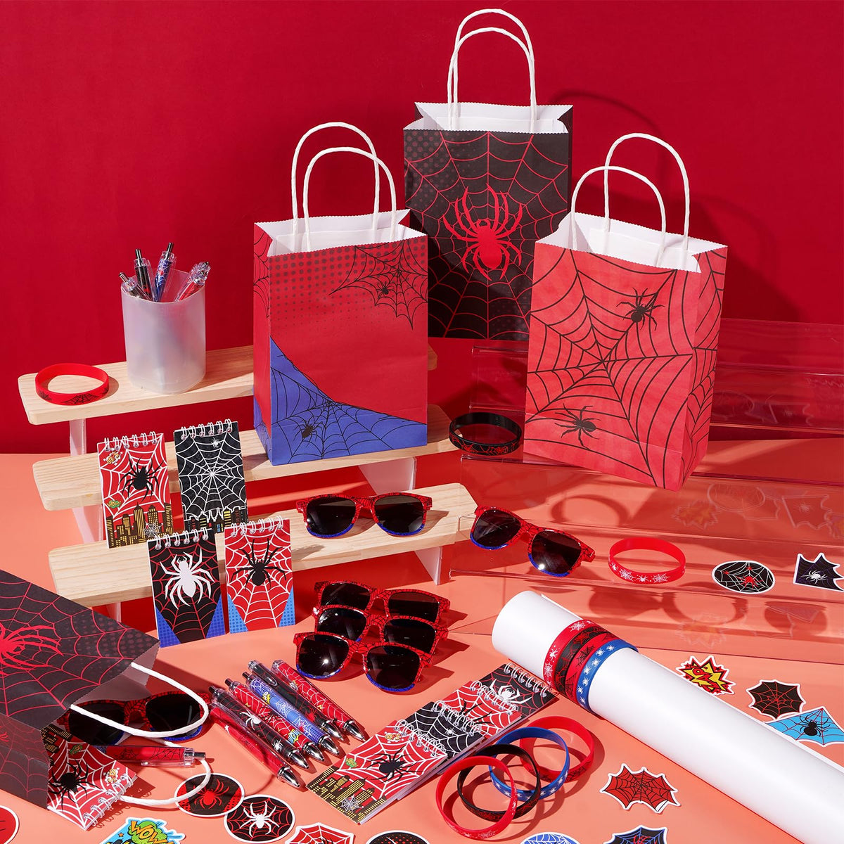Vanblue gift bags organize party favors with festive flair.