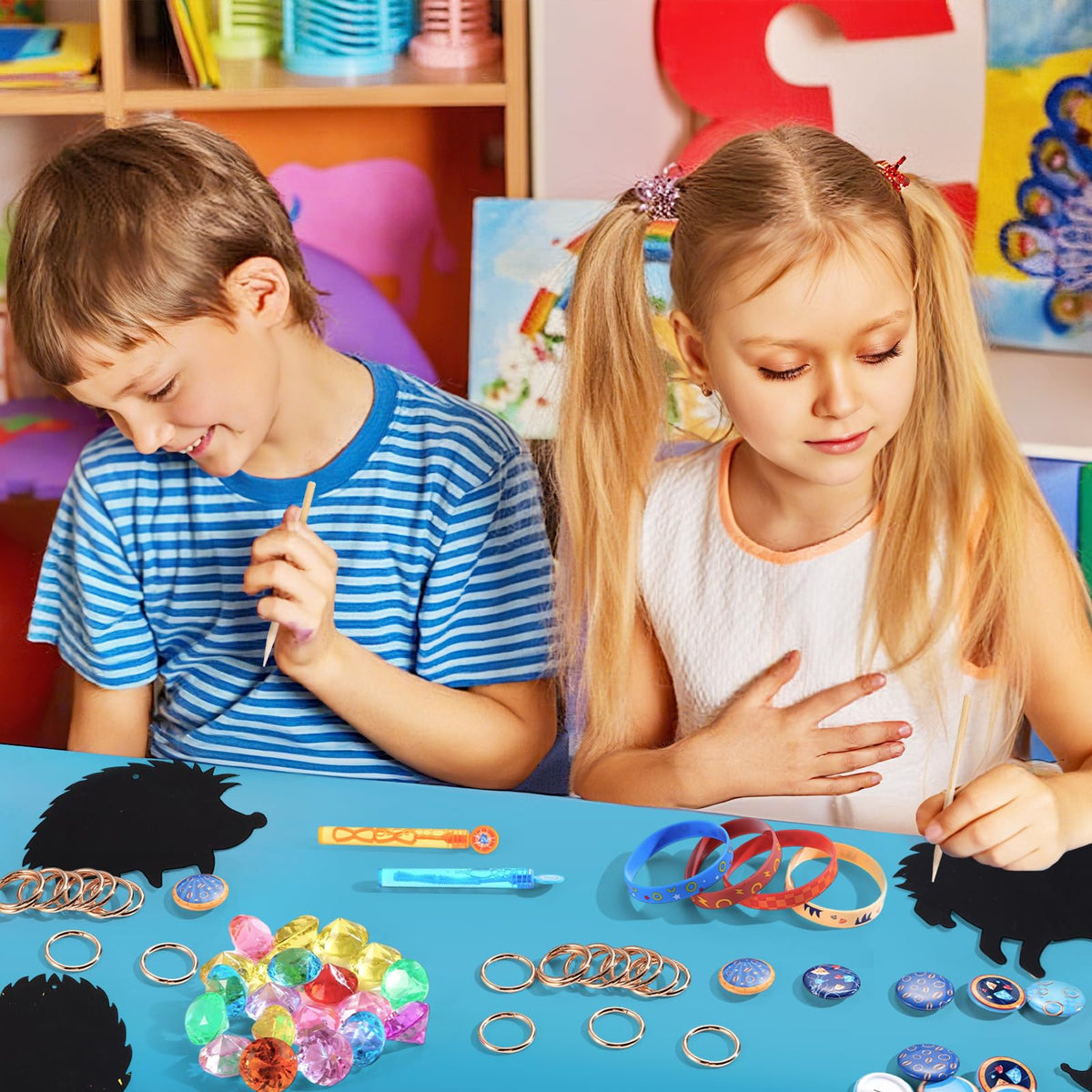 Vanblue hedgehog scratch cards—quick, fun activities for kids.