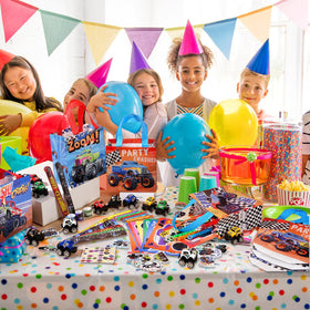Vanblue bubble wands with stickers boost entertainment.