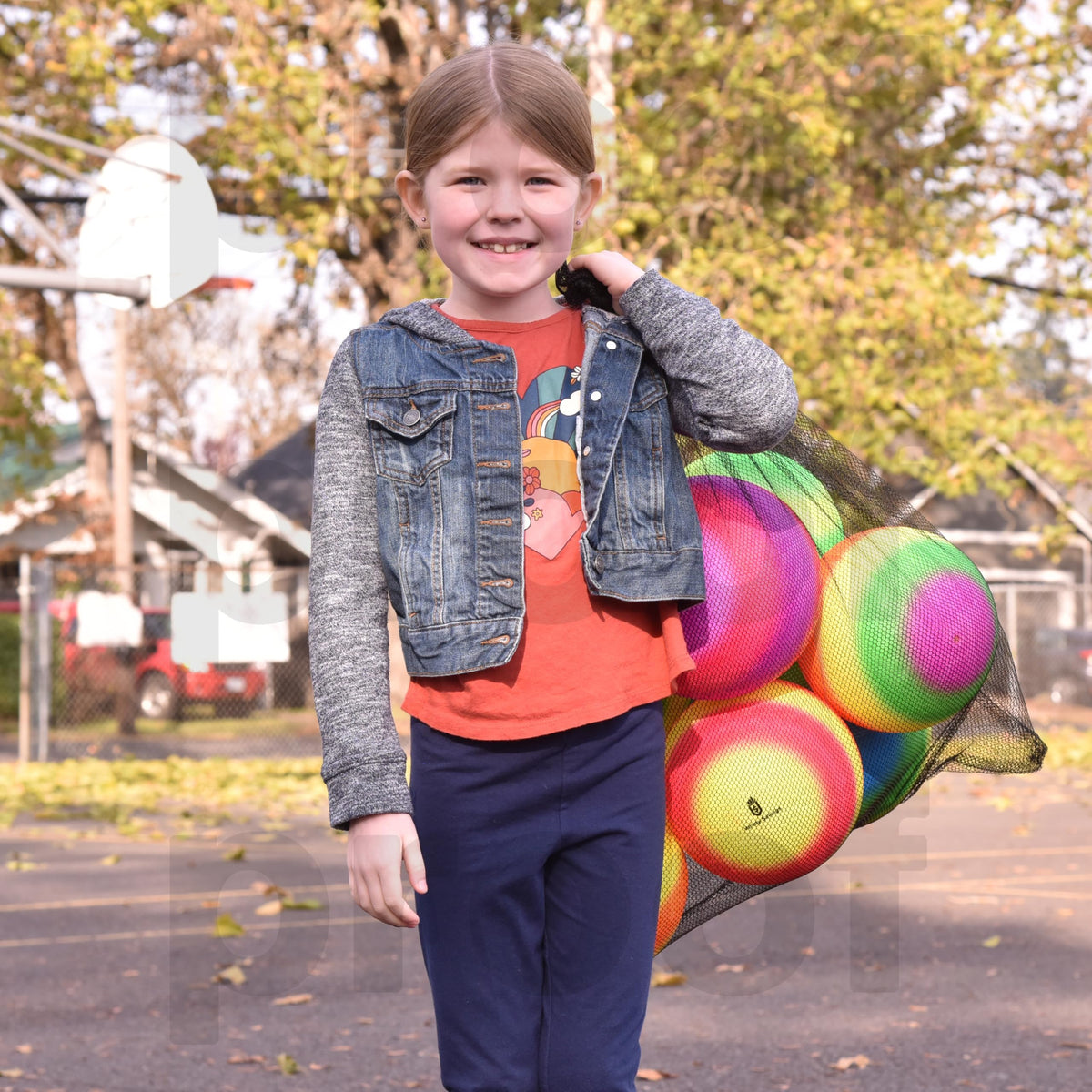 Variety Savings 8.5-inch size suitable for school and outdoor play.