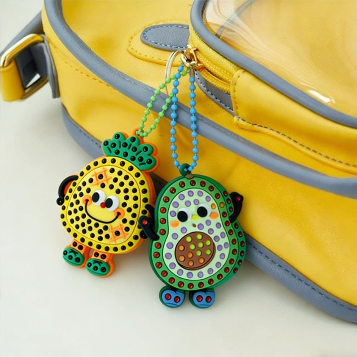 VattaFrast DIY Bead Art kit kid crafting session sparks creativity and focus.