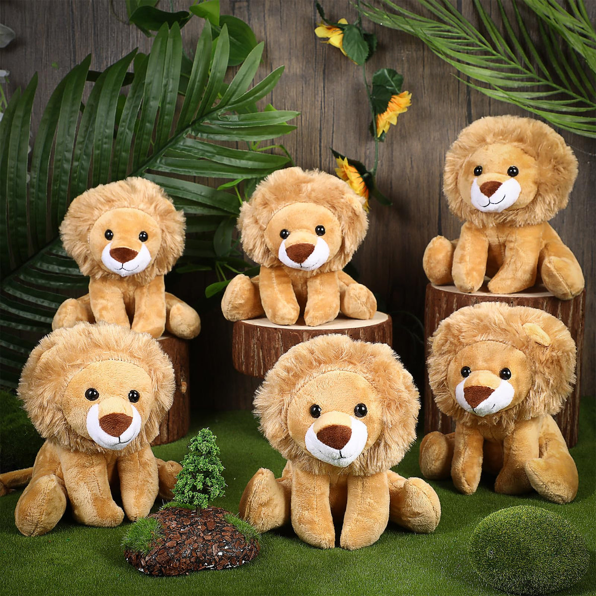 VercanMonth gift-ready lion plush set sparks jungle-themed party vibes.