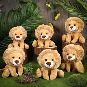 VercanMonth gift-ready lion plush set sparks jungle-themed party vibes.