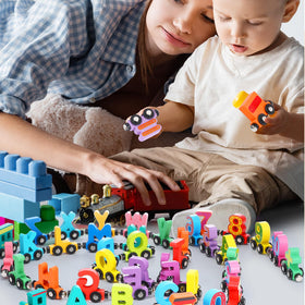VercanMonth interactive learning toy supports concentration and coordination.