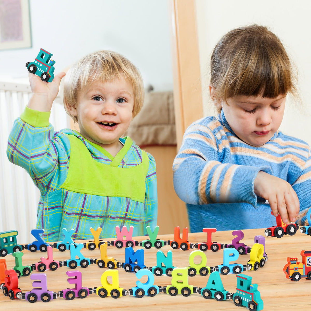 VercanMonth magnetic connectors enable secure linking and easy disassembly.