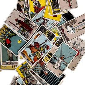 Vieux Monde Express Classic 1909 Tarot Deck cards artwork showcasing original Rider-Waite imagery.