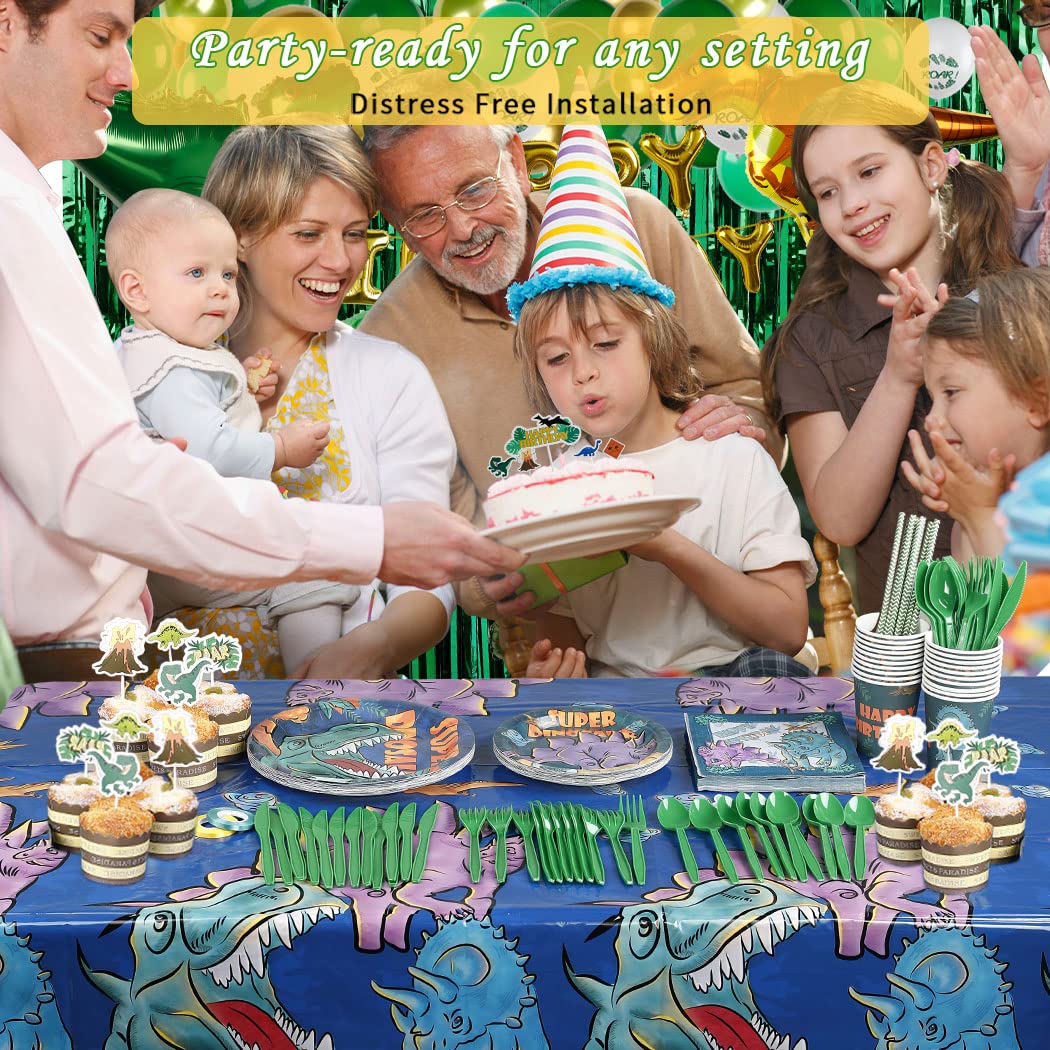 Vinfo Dinosaur Banner highlights the theme and ties party decor together.