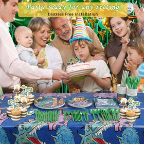 Vinfo Dinosaur Banner highlights the theme and ties party decor together.