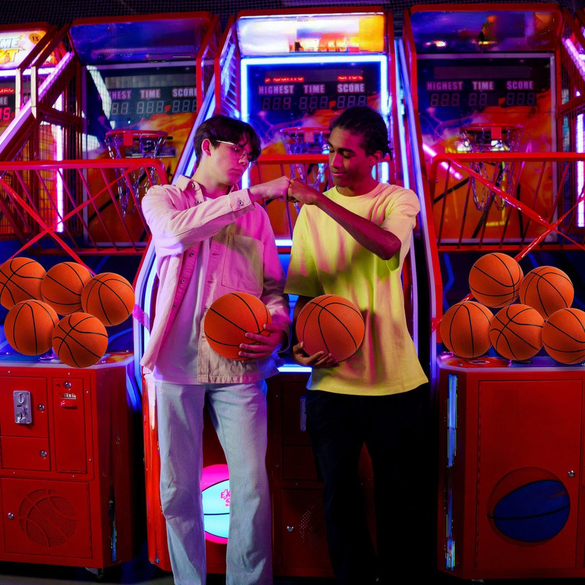 Eight-pack Vinsot orange mini basketballs for home arcade and pool parties.