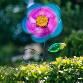 Viveta wind spinner low-friction bearing assembly enables smooth operation in light breeze