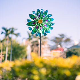 Viveta wind spinner dual-direction bearings allow smooth motion at low wind.