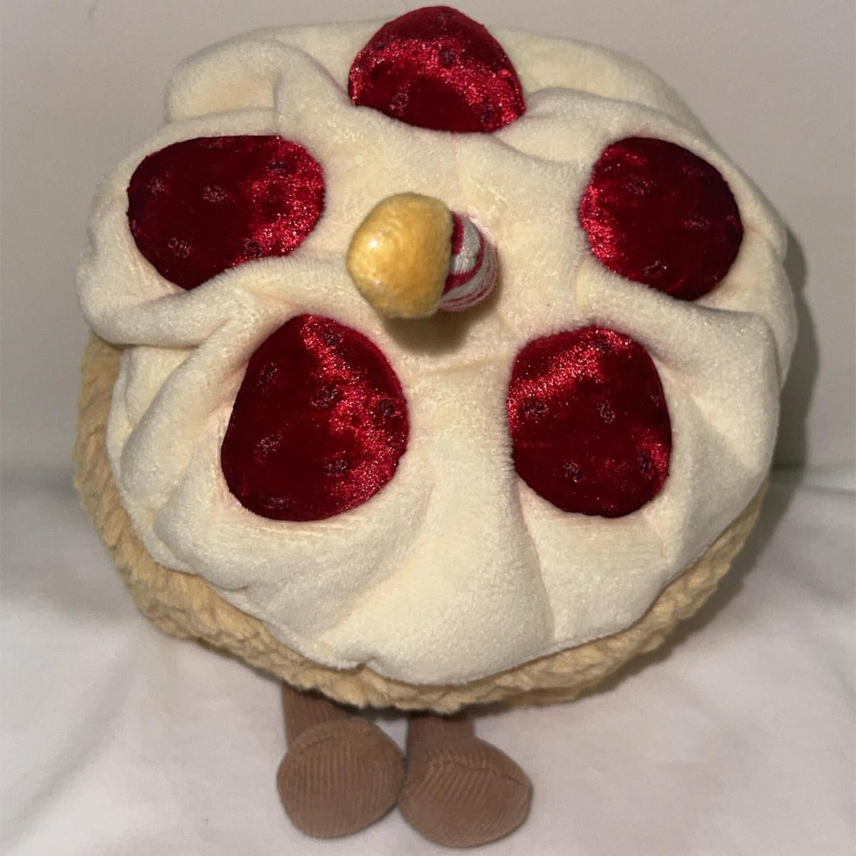 VLYUVUY Birthday Cake Plush Vacuum Pack – compact packaging reveals full plush after unpacking.