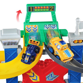 VTech Go! Go! Smart Wheels swinging-signs deliver cause-and-effect racing feedback