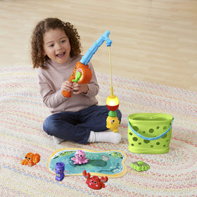 Songs and melodies accompany the Jiggle and Giggle fishing play